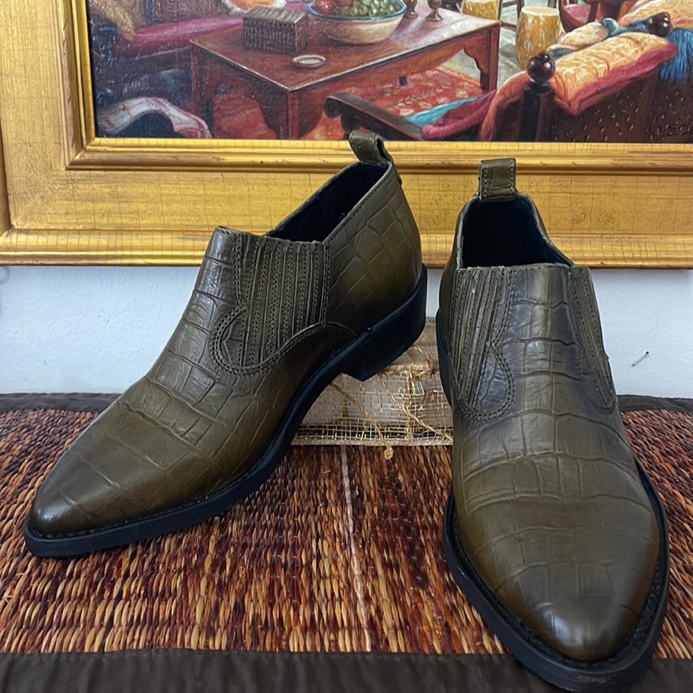 Frye shoes - Picture 3 of 5